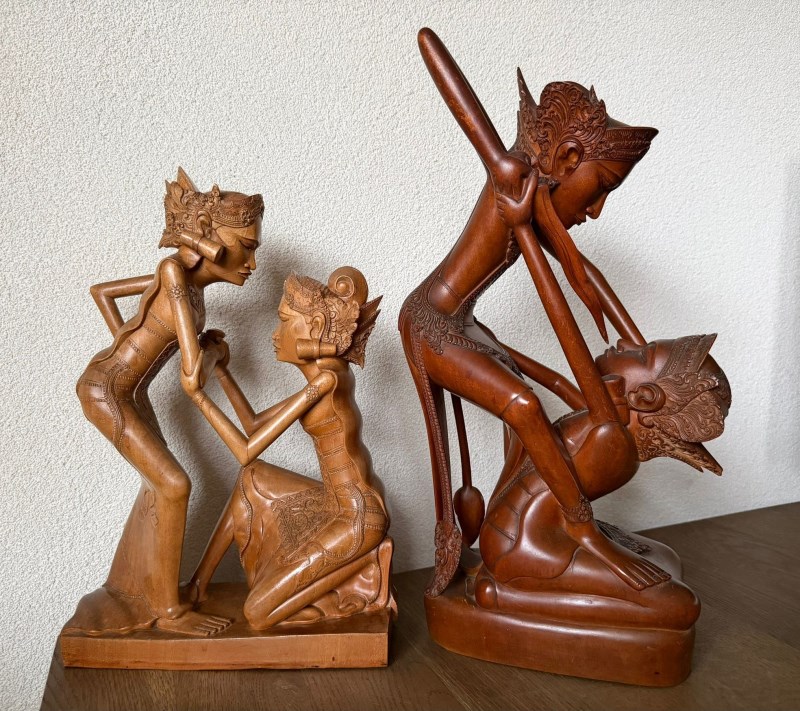 Click for more info about this masterpiece of 
                            Bali Art